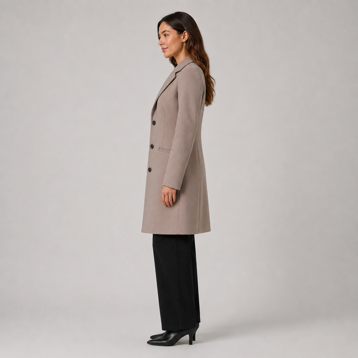 Women’s Sleek Mid-Length Tailored Coat